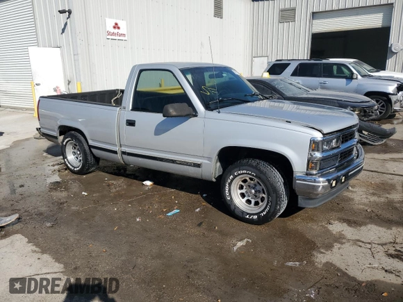 1996 Chevrolet Silverado 1500 with VIN 1GCEC14W7TZ165173, listed as a Copart auction lot 86273094 with 168,737 mi miles and Salvage Title. Bid and sale history available at DreamBid. Image 4.