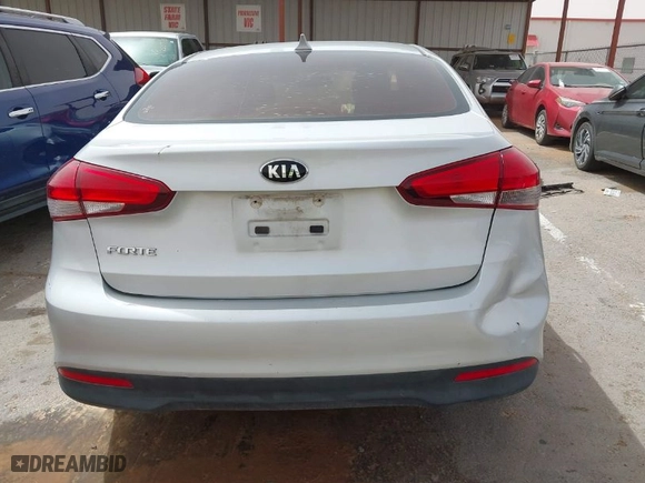 2017 Kia Forte LX with VIN 3KPFK4A7XHE109060, listed as a IAAI auction lot 41914583 with 111,750 mi miles. Bid and sale history available at carsss.com. Image 17.