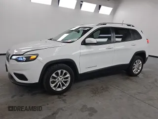 2021 Jeep Cherokee Latitude with VIN 1C4PJLCBXMD168897, listed as a Copart auction lot 61011115 with 62,400 mi miles and Clean title. Bid and sale history available at DreamBid. Image 1.