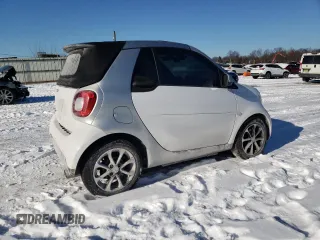 2017 Smart fortwo Passion with VIN WMEFK5DA6HK153469, listed as a Copart auction lot 41960805 with 34,089 mi miles and Salvage title. Bid and sale history available at DreamBid. Image 3.