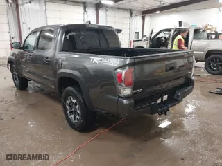 2021 Toyota Tacoma 4WD SR with VIN 5TFCZ5AN1MX268854, listed as a IAAI auction lot 41608266 with 45,823 mi miles. Bid and sale history available at carsss.com. Image 3.