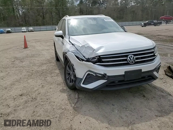 2023 Volkswagen Tiguan SE z VIN 3VVNB7AX9PM087233, wystawiony jako Copart lot #48940745 z przebiegiem 33 861 mil mil oraz Szkoda całkowita • Salvage title. Historia ofert i sprzedaży dostępna na DreamBid. Obrazek 11.