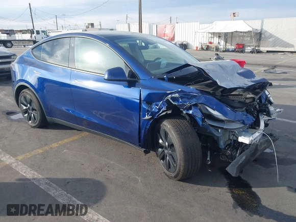 2025 Tesla Model Y Long Range with VIN 7SAYGDED2SF219423, listed as a IAAI auction lot 40984912 with 728 mi miles and . Bid and sale history available at DreamBid. Image 1.