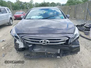 2016 Hyundai Sonata Sport z VIN 5NPE34AF0GH424329, wystawiony jako IAAI lot #42312730 z przebiegiem 20 858 mil mil oraz . Historia ofert i sprzedaży dostępna na DreamBid. Obrazek 13.