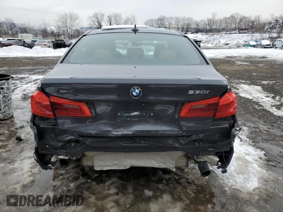 2019 BMW 5 Series 530i xDrive z VIN WBAJA7C52KWW22601, wystawiony jako Copart lot #43244135 z przebiegiem 99 958 mil mil oraz Szkoda całkowita • Salvage title. Historia ofert i sprzedaży dostępna na DreamBid. Obrazek 6.