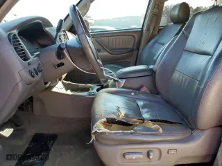 2006 Toyota Sequoia Limited with VIN 5TDBT48AX6S258746, listed as a Copart auction lot 43743425 with 238,821 mi miles and Salvage Title. Bid and sale history available at carsss.com. Image 7.