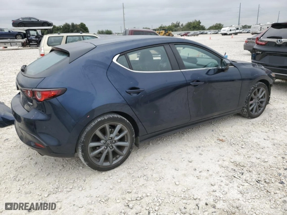 2022 Mazda Mazda3 Hatchback Select with VIN JM1BPAKL6N1509870, listed as a Copart auction lot 71037544 with 31,958 mi miles and Salvage Title. Bid and sale history available at carsss.com. Image 3.