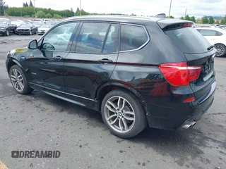 2017 BMW X3 xDrive28i z VIN 5UXWX9C36H0W78956, wystawiony jako IAAI lot #42052767 z przebiegiem 45 516 mil mil oraz . Historia ofert i sprzedaży dostępna na DreamBid. Obrazek 3.