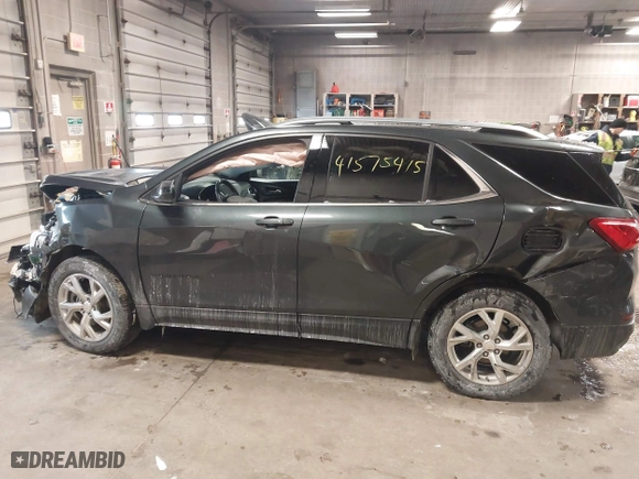 2020 Chevrolet Equinox LT with VIN 2GNAXVEX7L6129889, listed as a IAAI auction lot 41575415 with 67,683 mi miles. Bid and sale history available at carsss.com. Image 15.