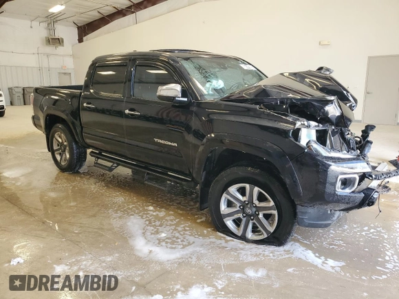 2018 Toyota Tacoma SR5 z VIN 3TMEZ5CN3JM072275, wystawiony jako Copart lot #56141695 z przebiegiem Nie podano mil oraz Czysty tytuł • Clean title. Historia ofert i sprzedaży dostępna na DreamBid. Obrazek 4.