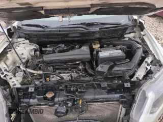 2017 Nissan Rogue SV with VIN KNMAT2MT9HP544611, listed as a Copart auction lot 48399445 with 185,489 mi miles and Salvage Title. Bid and sale history available at carsss.com. Image 11.