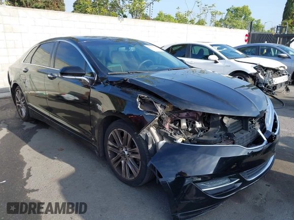 2013 Lincoln MKZ with VIN 3LN6L2G90DR828374, listed as a IAAI auction lot 42272529 with 137,640 mi miles and . Bid and sale history available at DreamBid. Image 1.
