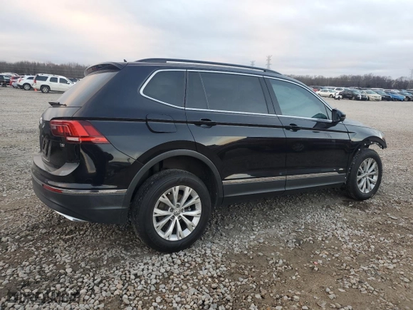 2018 Volkswagen Tiguan SEL with VIN 3VV3B7AX3JM010324, listed as a Copart auction lot 42957245 with 0 mi miles and Salvage Title. Bid and sale history available at carsss.com. Image 3.