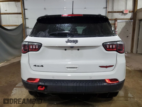 2023 Jeep Compass Trailhawk z VIN 3C4NJDDN1PT527851, wystawiony jako Copart lot #65566035 z przebiegiem 52 811 mil mil oraz Czysty tytuł • Clean title. Historia ofert i sprzedaży dostępna na DreamBid. Obrazek 6.