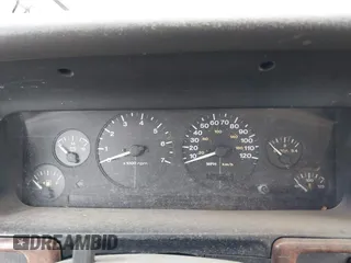 1997 Jeep Grand Cherokee Laredo with VIN 1J4GZ58S4VC745129, listed as a IAAI auction lot 41641005 with 1 mi miles. Bid and sale history available at carsss.com. Image 7.
