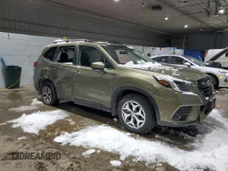 2024 Subaru Forester Premium with VIN JF2SKADC0RH479789, listed as a Copart auction lot 42912475 with 9,979 mi miles and Salvage title. Bid and sale history available at DreamBid. Image 4.
