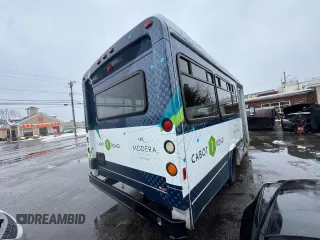 2012 Ford Econoline Cargo with VIN 1FDEE3FS3CDA11858, listed as a Copart auction lot 50528315 with 181,190 mi miles and Clean Title. Bid and sale history available at DreamBid. Image 4.