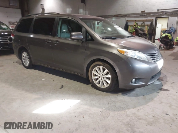 2011 Toyota Sienna XLE с VIN 5TDDK3DC8BS026606, выставлен на аукционе IAAI как лот 41295760 с пробегом 128 930 миль миль и . История ставок и продаж доступна на DreamBid. Изображение 1.