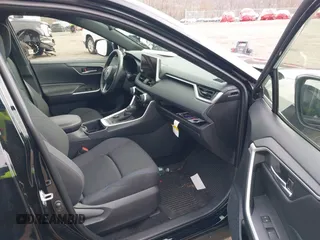 2024 Toyota RAV4 Hybrid SE with VIN JTM16RFV0RD118873, listed as a IAAI auction lot 42039019 with 7,532 mi miles and . Bid and sale history available at DreamBid. Image 5.