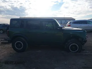 2023 Ford Bronco z VIN 1FMEE5DP2PLA95399, wystawiony jako IAAI lot #41899728 z przebiegiem 16 199 mil mil oraz . Historia ofert i sprzedaży dostępna na DreamBid. Obrazek 14.