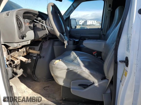2008 Ford Econoline Passenger XL with VIN 1FBNE31L38DA10404, listed as a Copart auction lot 85155364 with 102,632 mi miles and Clean Title. Bid and sale history available at carsss.com. Image 7.