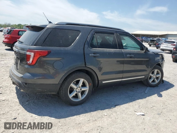 2018 Ford Explorer XLT с VIN 1FM5K7D86JGC44989, выставлен на аукционе Copart как лот 53576035 с пробегом 133 719 миль миль и Списание • Salvage title. История ставок и продаж доступна на DreamBid. Изображение 3.