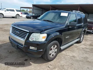 2008 Ford Explorer XLT with VIN 1FMEU73E78UA98826, listed as a IAAI auction lot 42018745 with 154,823 mi miles. Bid and sale history available at carsss.com. Image 17.