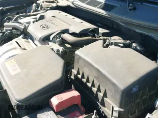 2017 Toyota Camry LE z VIN 4T1BF1FK9HU368974, wystawiony jako IAAI lot #43377943 z przebiegiem 96 901 mil mil oraz . Historia ofert i sprzedaży dostępna na DreamBid. Obrazek 19.