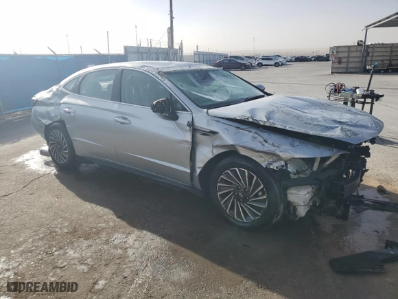 2025 Hyundai Sonata Hybrid SEL with VIN KMHL34JJ0SA105228, listed as a Copart auction lot 89344515 with 1,917 mi miles and Salvage Title. Bid and sale history available at carsss.com. Image 4.