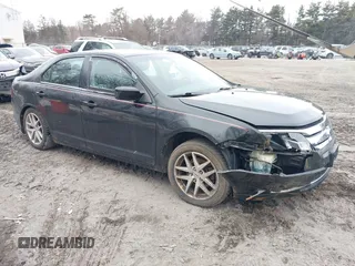 2011 Ford Fusion SEL with VIN 3FAHP0CG8BR101836, listed as a IAAI auction lot 41716313 with 170,937 mi miles. Bid and sale history available at carsss.com. Image 1.