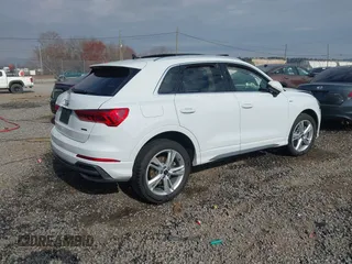 2024 Audi Q3 S line Premium z VIN WA1DECF3XR1108195, wystawiony jako IAAI lot #41833728 z przebiegiem Nie podano mil oraz . Historia ofert i sprzedaży dostępna na DreamBid. Obrazek 4.
