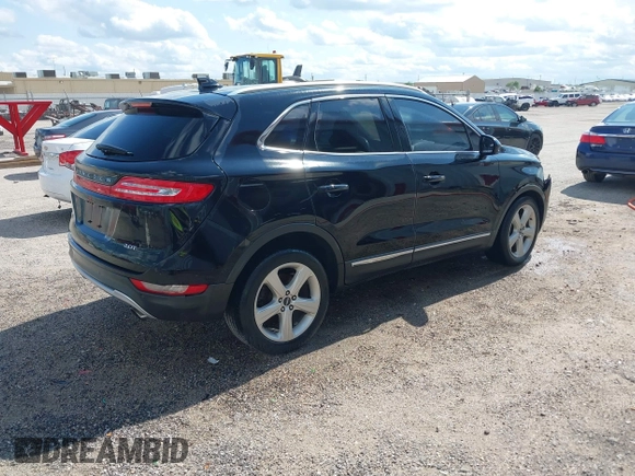 2017 Lincoln MKC Premiere с VIN 5LMCJ1C91HUL49790, выставлен на аукционе IAAI как лот 42422005 с пробегом 99 093 миль миль и . История ставок и продаж доступна на DreamBid. Изображение 4.