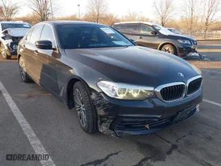 2018 BMW 5 Series 530i xDrive with VIN WBAJA7C58JWA72127, listed as a IAAI auction lot 41548417 with 80,680 mi miles. Bid and sale history available at carsss.com. Image 6.