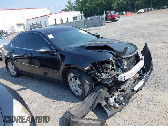 2006 Acura RL z VIN JH4KB16556C012209, wystawiony jako IAAI lot #42427472 z przebiegiem Nie podano mil oraz . Historia ofert i sprzedaży dostępna na DreamBid. Obrazek 1.