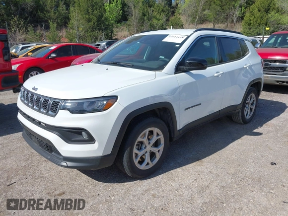 2024 Jeep Compass Latitude with VIN 3C4NJDBN1RT109571, listed as a IAAI auction lot 42014458 with 23,419 mi miles. Bid and sale history available at carsss.com. Image 16.