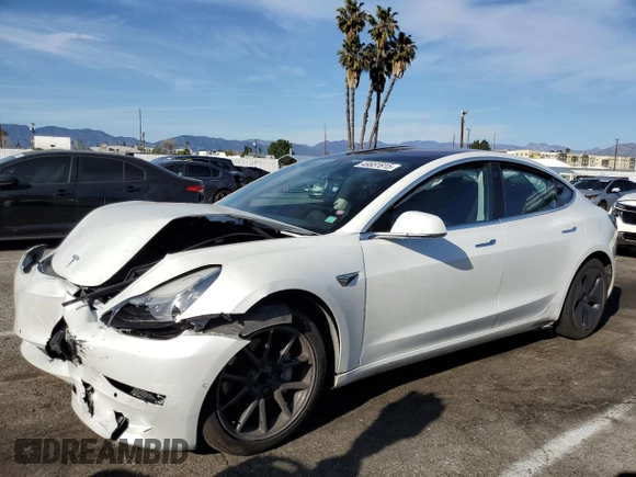 2019 Tesla Model 3 Mid Range z VIN 5YJ3E1EA7KF300175, wystawiony jako Copart lot #49651815 z przebiegiem Nie podano mil oraz Szkoda całkowita • Salvage title. Historia ofert i sprzedaży dostępna na DreamBid. Obrazek 1.