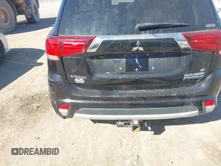 2018 Mitsubishi Outlander SEL with VIN JA4J24A56JZ031678, listed as a IAAI auction lot 38897134 with 146,701 mi miles and . Bid and sale history available at DreamBid. Image 17.