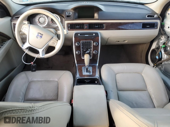 2012 Volvo XC70 3.2L with VIN YV4952BZ5C1133123, listed as a Copart auction lot 86286304 with 131,845 mi miles and Salvage Title. Bid and sale history available at DreamBid. Image 8.