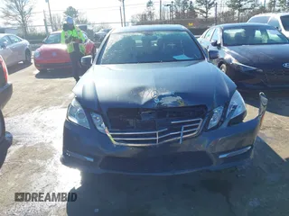 2013 Mercedes-Benz E-Class E 350 Luxury BlueTEC with VIN WDDHF2EB8DA721566, listed as a IAAI auction lot 41252973 with 144,580 mi miles. Bid and sale history available at carsss.com. Image 12.