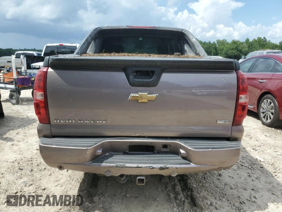 2007 Chevrolet Avalanche LTZ with VIN 3GNEC12027G184001, listed as a Copart auction lot 63299895 with Not provided miles and Clean title. Bid and sale history available at DreamBid. Image 6.