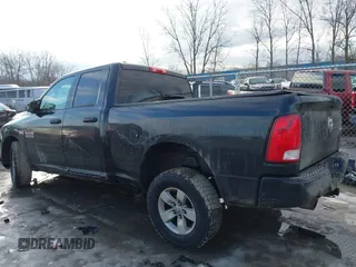 2016 Ram 1500 Express z VIN 1C6RR7FT3GS301732, wystawiony jako IAAI lot #41644208 z przebiegiem 171 693 mil mil oraz . Historia ofert i sprzedaży dostępna na DreamBid. Obrazek 14.