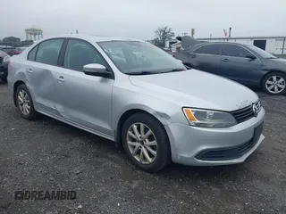 2012 Volkswagen Jetta SE с VIN 3VWDP7AJ9CM412199, выставлен на аукционе IAAI как лот 42544216 с пробегом 261 386 миль миль и . История ставок и продаж доступна на DreamBid. Изображение 1.