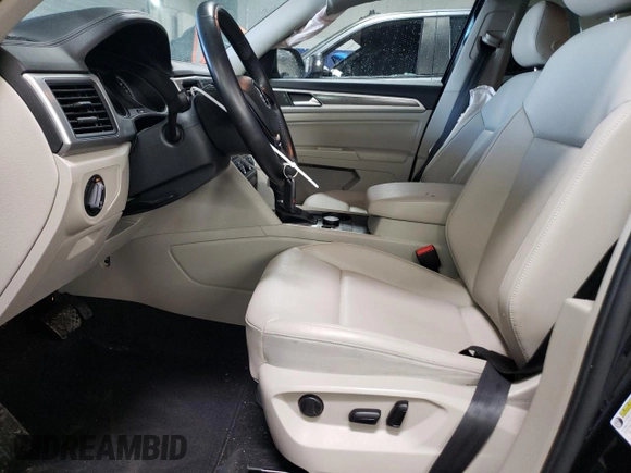 2019 Volkswagen Atlas SE z VIN 1V2UR2CA5KC509346, wystawiony jako Copart lot #47059215 z przebiegiem 54 556 mil mil oraz Szkoda całkowita • Salvage title. Historia ofert i sprzedaży dostępna na DreamBid. Obrazek 7.