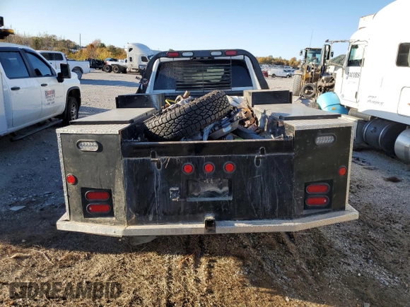 2022 Ram 3500 Tradesman z VIN 3C7WRTCL0NG397884, wystawiony jako Copart lot #77763604 z przebiegiem 40 889 mil mil oraz Nie do naprawy • Non repairable. Historia ofert i sprzedaży dostępna na DreamBid. Obrazek 6.