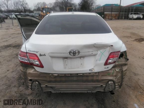 2011 Toyota Camry LE z VIN 4T1BF3EK9BU656806, wystawiony jako IAAI lot #41792844 z przebiegiem 163 634 mil mil oraz . Historia ofert i sprzedaży dostępna na DreamBid. Obrazek 12.