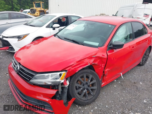 2015 Volkswagen Jetta SE with VIN 3VWD17AJ8FM332771, listed as a IAAI auction lot 42371867 with 196,198 mi miles and . Bid and sale history available at DreamBid. Image 17.