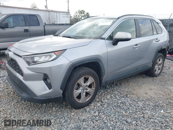 2019 Toyota RAV4 XLE with VIN JTMW1RFV6KD009277, listed as a IAAI auction lot 41678576 with 51,833 mi miles. Bid and sale history available at carsss.com. Image 18.
