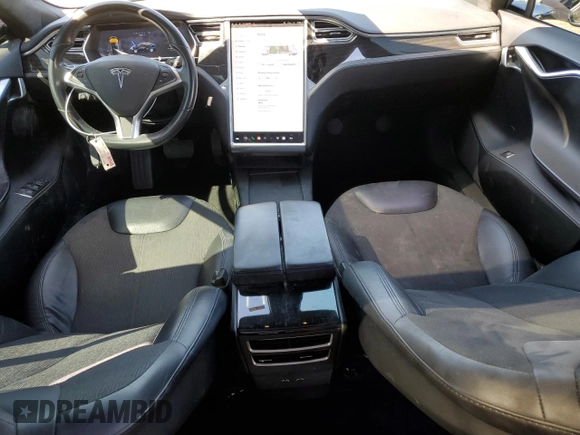 2016 Tesla Model S 90D z VIN 5YJSA1E27GF172611, wystawiony jako Copart lot #49434005 z przebiegiem 175 665 mil mil oraz Szkoda całkowita • Salvage title. Historia ofert i sprzedaży dostępna na DreamBid. Obrazek 8.