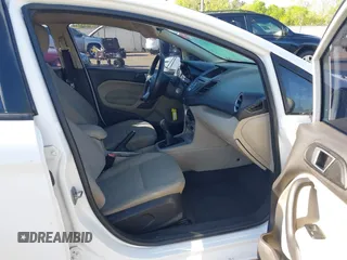 2015 Ford Fiesta SE with VIN 3FADP4BJXFM202690, listed as a IAAI auction lot 41993030 with 194,924 mi miles. Bid and sale history available at carsss.com. Image 5.