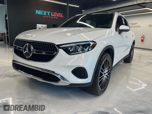 2024 Mercedes-Benz GLC with VIN W1NKM4HB9RF120120, listed as a Copart auction lot 53872055 with 5,587 mi miles and Clean Title. Bid and sale history available at carsss.com. Image 2.